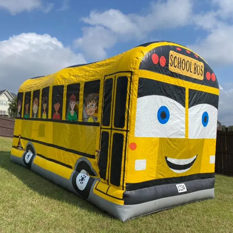 Открытый надувные спортивные игры надувные прыжки школьный автобус батут для детей