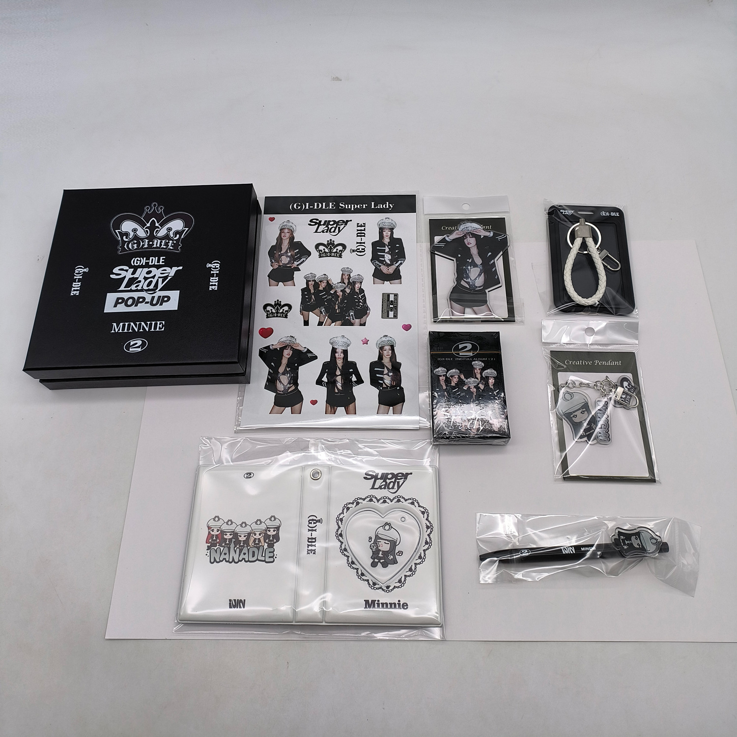 Kpop GIDLE Super Lady Album Gift Box Soyeon Miyeon Shuhua YUQI