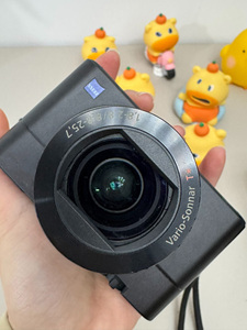 Appareil photo d'occasion Sony DSC-RX100 M5 avec objectif 20,1MP, vidéo 4K, appareil photo pour la photographie de rue - Product Image 4