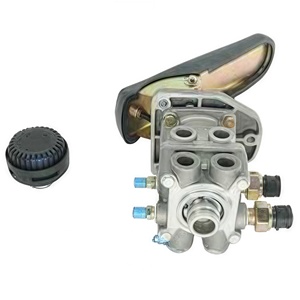 Les pièces de rechange de camion Faw Jiefang conviennent au maître-<span class=keywords><strong>cylindre</strong></span> de frein J6, JH6, <span class=keywords><strong>J7</strong></span>, pédale de frein 3514010-Q851W - Product Image 1