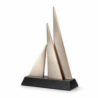 Frond Metall Umweltfreundliche 3D-Trophäe Gebogenes Champagner-Goldblatt-Trio-Design Maßgefertigte Auszeichnungstrophäe für Natur