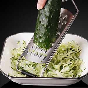Rallador de ajo multifunción, rallador de queso vegetal, rebanador de mano de cocina de acero inoxidable - Product Image 3