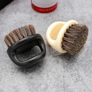 Pinceau à raser pour homme avec logo personnalisé, poils de sanglier doux et crins de cheval, pour le nettoyage du visage et la barbe, avec poignée ergonomique pour barbier - Product Image 2