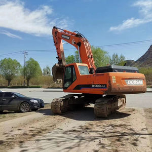 รถขุด DH300 Doosan มือสองผลิตในประเทศเกาหลี - Product Image 1