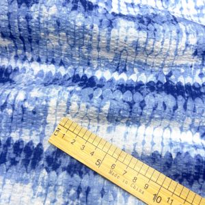 Tissu en coton tissé tie-dye effet froissé 80 g/m², résistant aux plis, pour robes bohèmes, tenues de festival, chemises pour filles et garçons - Product Image 2