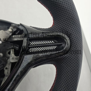 พวงมาลัยรถยนต์ Honda Civic รุ่นที่ 8 ลายคาร์บอนไฟเบอร์คุณภาพสูงแบบเจาะรู พร้อมแถบสีน้ำเงิน ขายดี - Product Image 6