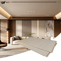 Panneau mural SPC SUYI à faible MOQ, étanche, ignifuge B1, emboîtable, effet marbre blanc, pour villa, chambre et salon