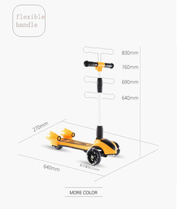 Trottinette à pédales pour enfants à 3 roues pliable avec musique et lampe de poche intégrée, très vendue et de haute qualité - Product Image 3
