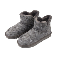 Bottes demi-bottes imperméables à plateforme Bottes de neige à boutons en fourrure Chaussures chaudes pour femmes