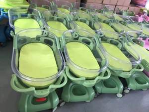 Xe đẩy em bé đa năng, chất liệu ABS, dành cho sản khoa & phụ khoa, bán buôn nhà máy, có kèm màn chống muỗi - Product Image 3