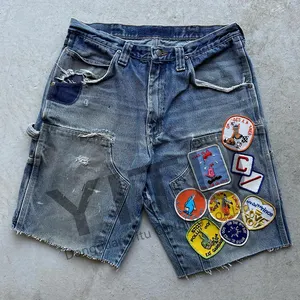 Kustom pakaian jalan applique patch patchwork raw hem asam cuci denim jeans celana pendek pria