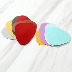 Sous-verres en cuir PU personnalisés en gros pour boissons, tapis de protection irrégulier double face imperméable et antidérapant pour café et thé - Product Image 5