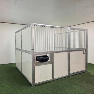 Écuries de luxe haut de gamme, conception personnalisée, métal et bambou, stalles <span class=keywords><strong>pour</strong></span> <span class=keywords><strong>chevaux</strong></span> 12x12, porte de grange à battant/à glissière, garantie 5 ans, Dubaï - Product Image 2