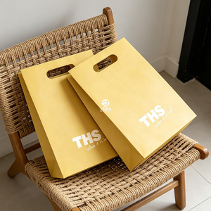 Bolsas de Regalo de Papel Kraft con Logotipo Personalizado de Alta Calidad, Bolsas de Compras Gruesas con Asas para Ropa de Moda, Embalaje Minorista y Promociones - Product Image 3