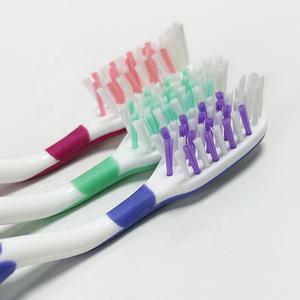 Premium Manuelle Zahnbürste mit mittlerer Borste Nylon Kunststoff griff Zungen massage reiniger Hochwertige Zahnbürste für Erwachsene für den Heimgebrauch - Product Image 2