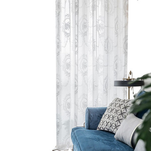 Cortinas de gasa bordadas con bucles - Product Image 3