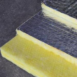 Nouvelle Mise à Niveau Isolation Thermique en Aluminium Feuille d'Aluminium Isolation en Fibre <span class=keywords><strong>de</strong></span> <span class=keywords><strong>Verre</strong></span> Rouleau 50mm 48kg Densité <span class=keywords><strong>Laine</strong></span> <span class=keywords><strong>de</strong></span> <span class=keywords><strong>Verre</strong></span> Prix - Product Image 5