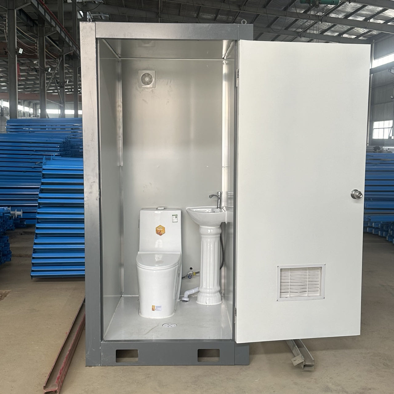 Public Luxury High Quality Steel Mobile Toilet Porta Potty Outdoor Bathroom Shower Uint Toilet Tiny Pod Pods Container 6