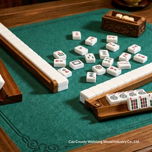 Mini Porta Tessere Mahjong in Legno Stile Retrò - Portatile e Compatto per Campeggio e Dormitorio, Design Carino - Product Image 3