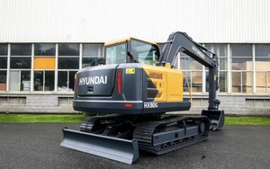 Excavatrice sur chenilles HX80G 8 tonnes, pelle hydraulique moyenne avec godet de 0,32 m³ pour travaux de construction - Product Image 1