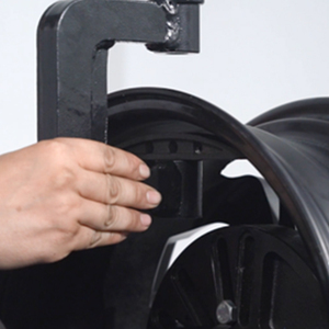 High Quality Full Automatic Rim Repair <strong>Machine</strong> Alloy Wheel Processing <strong>Machine</strong> With Dual Cylinder Jack ARS26H - Product Image 4