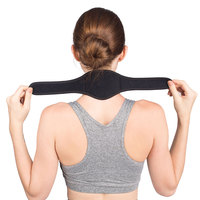 Attelle de soutien cervicaux réglable et confortable pour le soulagement des douleurs cervicales au quotidien et pendant les longues périodes de repos