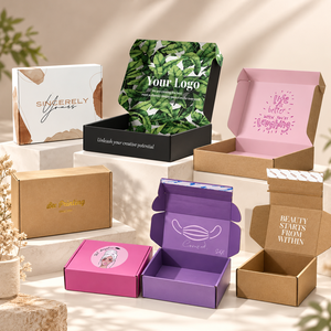 Caja de cartón corrugado para embalaje de ropa de lujo personalizada con impresión de logotipo personalizado y opciones de cierre magnético - Product Image 3