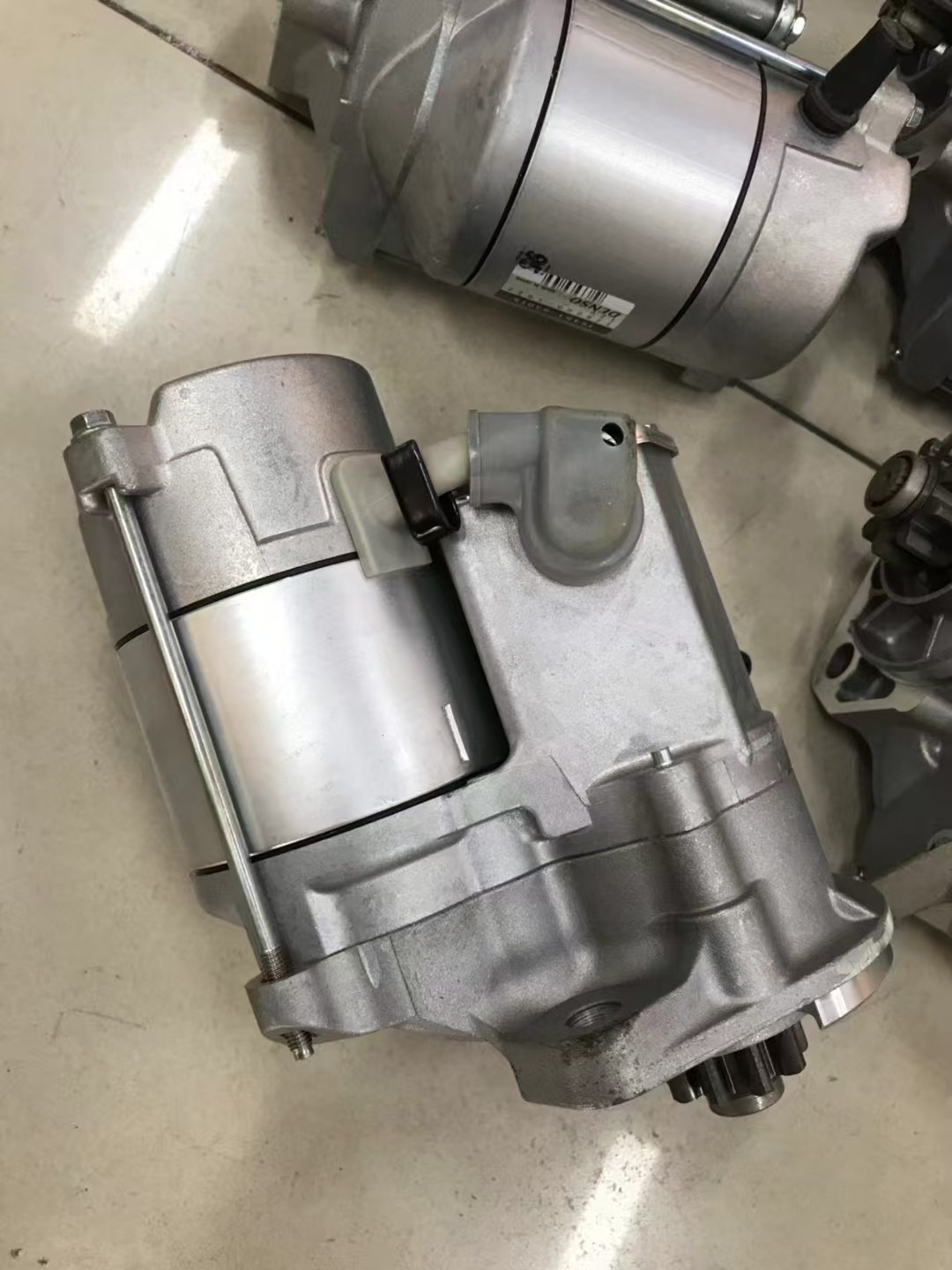 D1503 D1703 V2003 Diesel Denso Starter Motor 15461-63010 15461