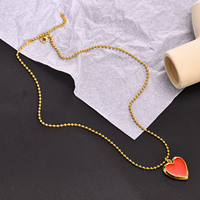 Collier Taige Accessoires Cœur Rouge Style Rétro Pendentif Ouvert Personnalisé Femme Vente en Gros Acier Inoxydable Automne 2022