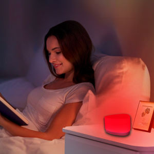 Lampe de nuit moderne à LED <span class=keywords><strong>rouge</strong></span> 620/660/670nm 1W 600mAh ABS rechargeable et à intensité variable pour chambre d'enfant et bébé - Product Image 3