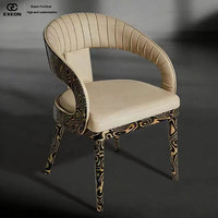 Canapé et fauteuil en tissu de luxe italien de nouvelle conception pour salle à manger. Chaise de salle à manger d'hôtel de luxe moderne pour hôtel créatif.