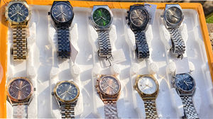 Montre Homme OEM 2026 Nouvelle Collection Multifonction Étanche Calendrier Chronographe à Six Aiguilles Quartz Fabricant Relgio - Product Image 2