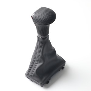 Para <span class=keywords><strong>Audi</strong></span> A4 B8 A4L Q5 2009-2015 <span class=keywords><strong>A5</strong></span> <span class=keywords><strong>2008</strong></span> A6 C6 2006-2011 A6L C7 2016-2018 Cubierta de perilla de cambio de marchas automática de cuero para coche - Product Image 2