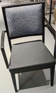 Silla de Restaurante Moderna de Cuero PU con Estructura Metálica, Diseño Contemporáneo, Muebles Comerciales Duraderos para Comedor - Product Image 2