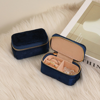 Boîte Cadeau Mini Bague Boucles d'Oreilles Collier avec Logo Personnalisé, Étui à Bijoux en Velours, Petite Boîte de Rangement de Voyage, Organisateur de Bijoux en Cuir
