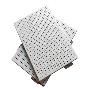 Meilleures ventes 600x600 Carreaux de <span class=keywords><strong>plafond</strong></span> en aluminium et métal Design moderne Imperméable et ignifuge - Product Image 5