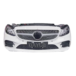 Parachoques delantero de alta calidad adecuado para el kit de carrocerí<span class=keywords><strong>a</strong></span> <span class=keywords><strong>Mercedes</strong></span> Benz C-series 205, con conjunto de parachoques delantero del radiador de la rejilla del faro - Product Image 1