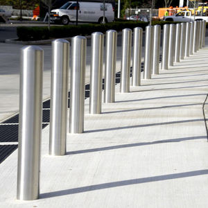 K4 K8 K12 Bollards fixes en acier inoxydable <span class=keywords><strong>pour</strong></span> trottoir <span class=keywords><strong>Sécurité</strong></span> routière <span class=keywords><strong>Barrière</strong></span> <span class=keywords><strong>de</strong></span> tuyau anti-bélier 600mm JIETIAN - Product Image 2