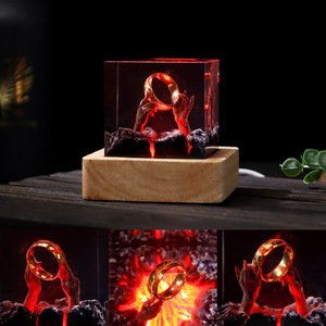 Nouveau 2026 Cube Magique à Anneau avec Poignée Cratère de Volcan, en Résine, Veilleuse, Décoration de Bureau Artisanale, Cadeau Commémoratif - Product Image 1