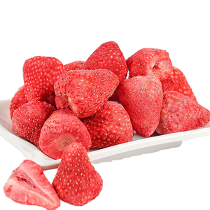 Fraises lyophilisées biologiques USDA collations saines en vrac avec goût aigre-doux fruits confits sans OGM dans un emballage sous vide OEM - Product Image 1