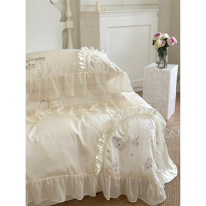 Juego de Ropa de Cama de Cuatro Piezas, 100% Algodón, Estilo Princesa, Bordado Floral, Ribete de Encaje Crema, 140 Hilos, Algodón de Fibra Larga, para Uso Doméstico - Product Image 3
