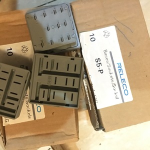 Base de relais Releco S5-P à broches à souder A30X pour commutation électrique - Product Image 1