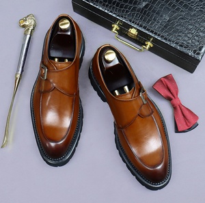 รองเท้าอ็อกซ์ฟอร์ดสไตล์วินเทจสำหรับผู้ชาย หนังแท้ สวมใส่สบาย กันลื่น กันน้ำ ลายดอกไม้ ปิดหัวรองเท้า นุ่ม เหมาะสำหรับงานแต่งงาน - Product Image 5