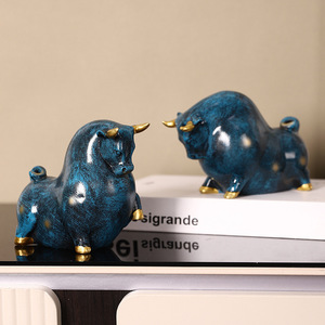 Adorno de Resina de Buey Auspicioso de Mystic Arts, Decoración Moderna y Sencilla para el Hogar u Oficina, Atrae Riqueza y Prosperidad - Product Image 2