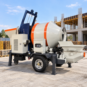 Pompe à béton mobile Corey avec double trémie, système de levage et d'alimentation par tambour, sur châssis de remorque et avec pieds stabilisateurs, pour petits bâtiments - Product Image 6