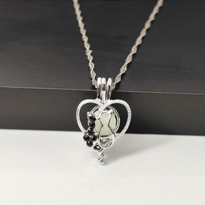 Glow in the Dark Halloween Luminous Bead Peach Heart Cat Pendant Night Lights Necklace of Women - Product Image 5