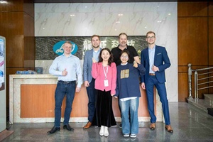 Dongguan Präzisions-Aluminium legierung Mechanische Dreh komponenten CNC-bearbeitete Felgen naben teile - Product Image 3