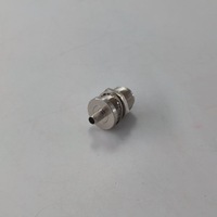Connecteur coaxial RF étanche N femelle (prise) à sertir pour câble LMR240
