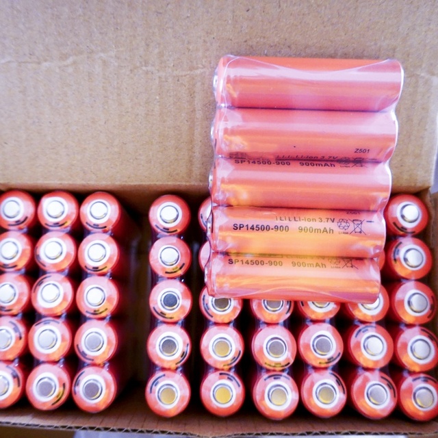 Gotion AA Model 3.2v 15ah Lifepo4 Cylindrical Lithium Ion Battery for Electric Vehicles 14500 33140 32140 40135 21700 32700