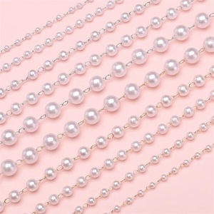 โซ่ไข่มุกเทียมสีแดงสดใส 3-8 มม. ลูกปัดกลม DIY วัสดุทำเครื่องประดับ อุปกรณ์เสริมผม ตกแต่งฮั่นฝู - Product Image 3